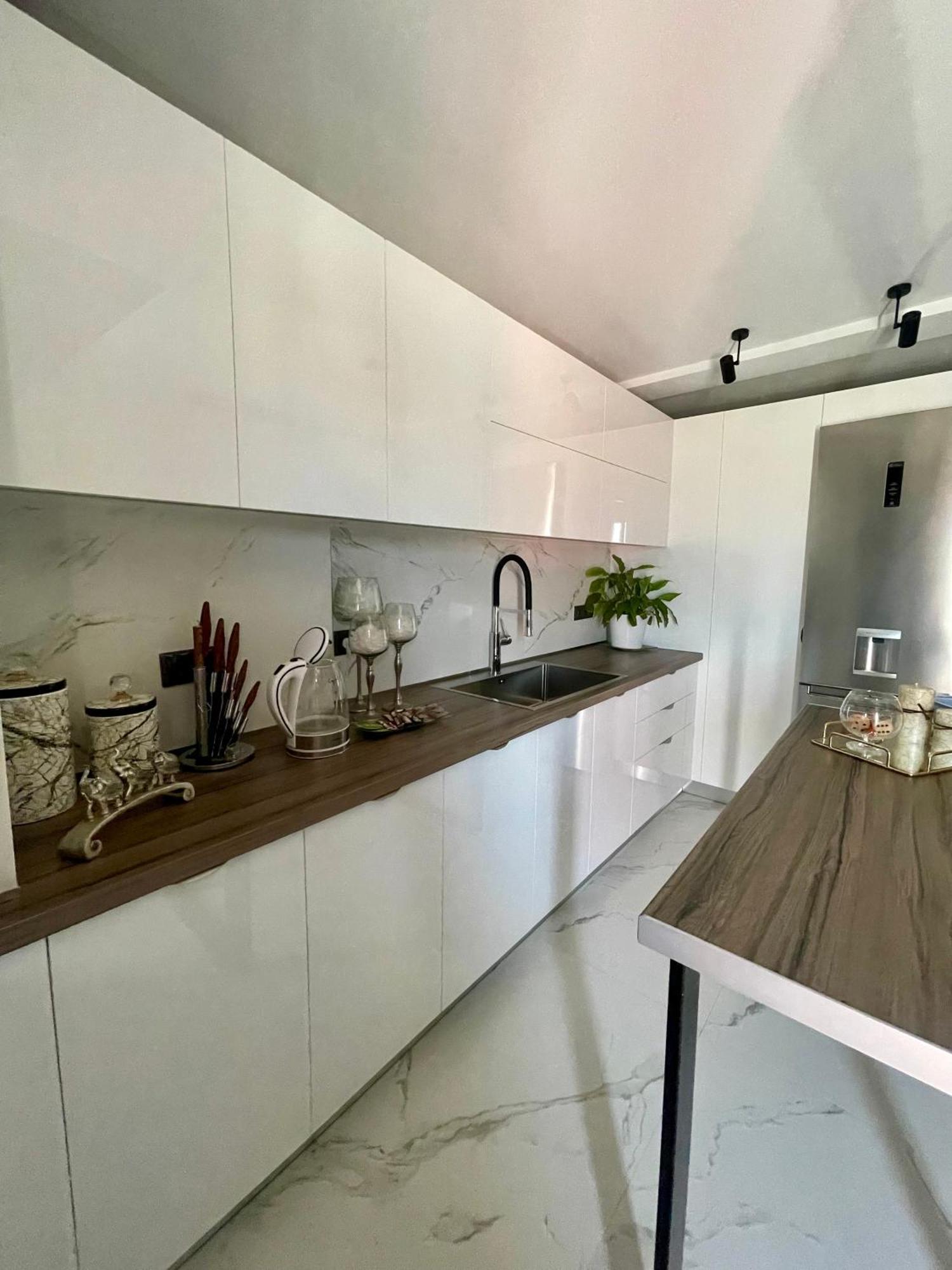 Apartamento Knd Living Concept - Penthouse Nea Alikarnassos Exterior foto